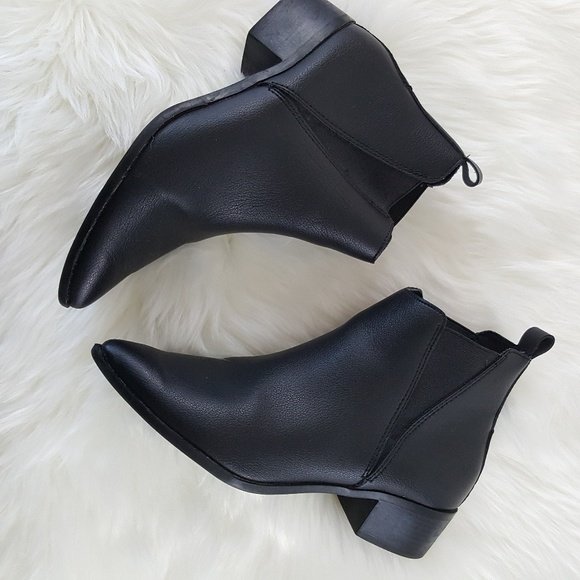 flat black pointed toe ankle boots